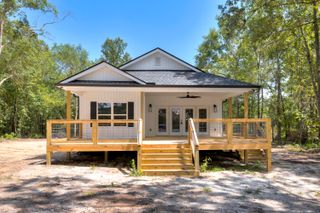 1213 Lesesne Drive, Manning, SC 29102