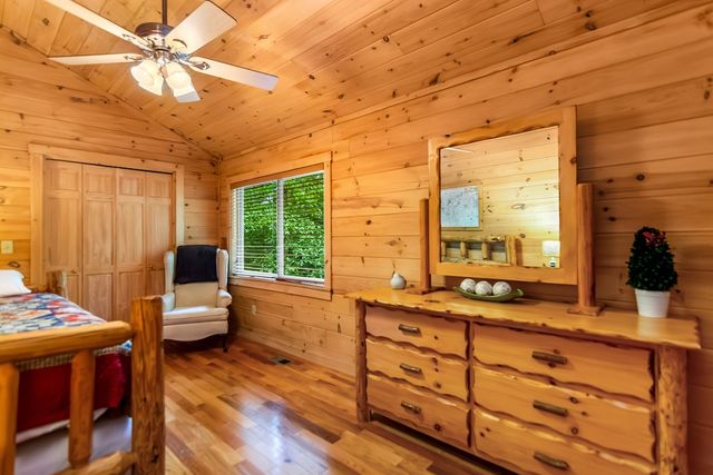 661 Evergreen Lane, Mineral Bluff, GA 30559