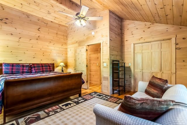 661 Evergreen Lane, Mineral Bluff, GA 30559