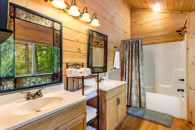 661 Evergreen Lane, Mineral Bluff, GA 30559