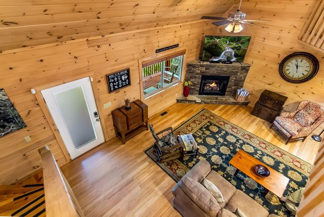 661 Evergreen Lane, Mineral Bluff, GA 30559