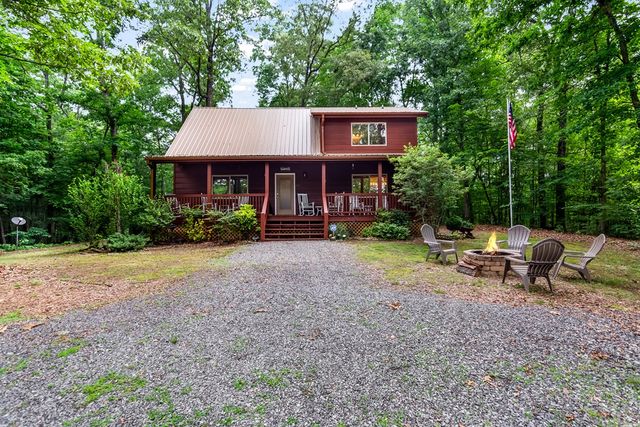 661 Evergreen Lane, Mineral Bluff, GA 30559