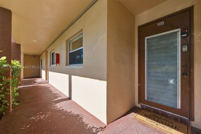 9301 Sunrise Lakes Blvd 105, Sunrise, FL 33322