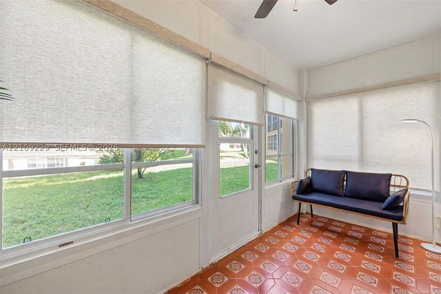 9301 Sunrise Lakes Blvd 105, Sunrise, FL 33322