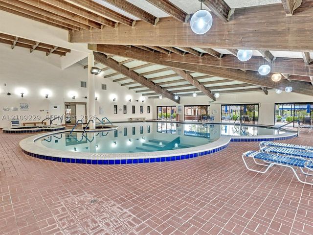 9301 Sunrise Lakes Blvd 105, Sunrise, FL 33322