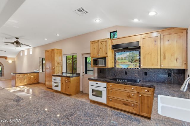 10435 N NICKLAUS Drive, Fountain Hills, AZ 85268