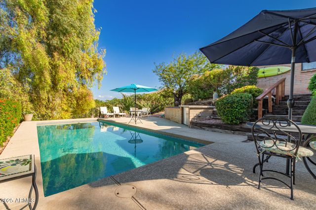10435 N NICKLAUS Drive, Fountain Hills, AZ 85268