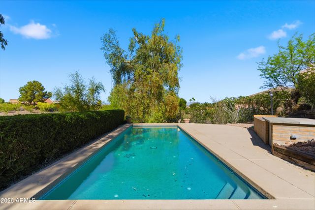 10435 N NICKLAUS Drive, Fountain Hills, AZ 85268