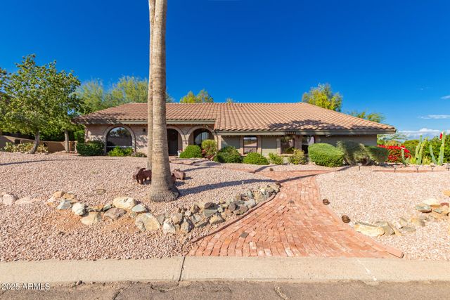 10435 N NICKLAUS Drive, Fountain Hills, AZ 85268
