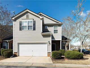 317 W Oaks Trail, Woodstock, GA 30188