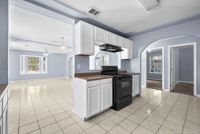 6603 Elmer Blvd, San Antonio, TX 78227