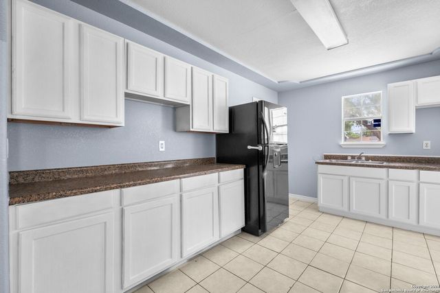 6603 Elmer Blvd, San Antonio, TX 78227