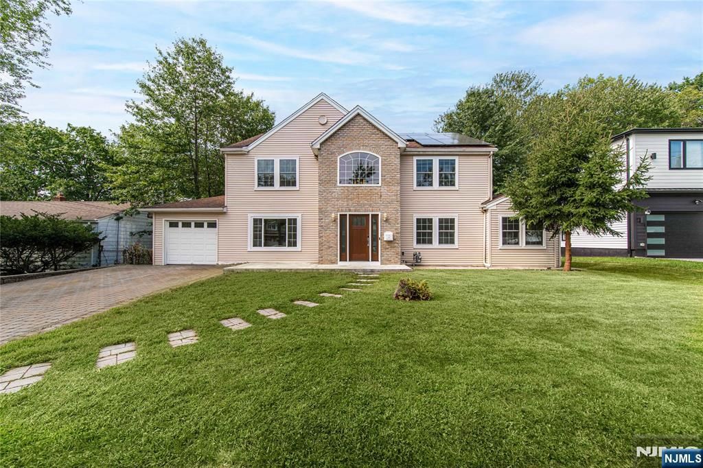 347 5th Avenue, River Edge, NJ 07661