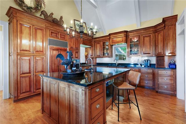 1104 Ridgeview Drive, Big Canoe, GA 30143