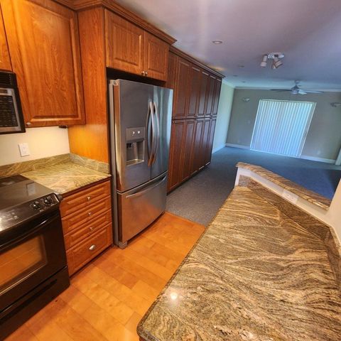 21902 LAKE FOREST Circle 206, Boca Raton, FL 33433