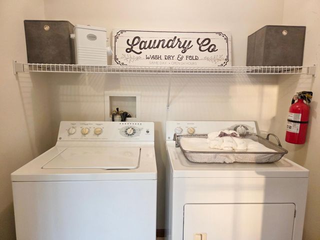 312 Wagon Wheel Lane, Chaska, MN 55318