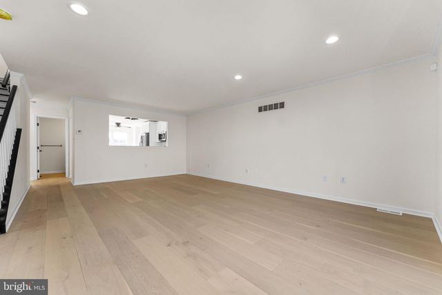 729 E OAK ST, Norristown, PA 19401