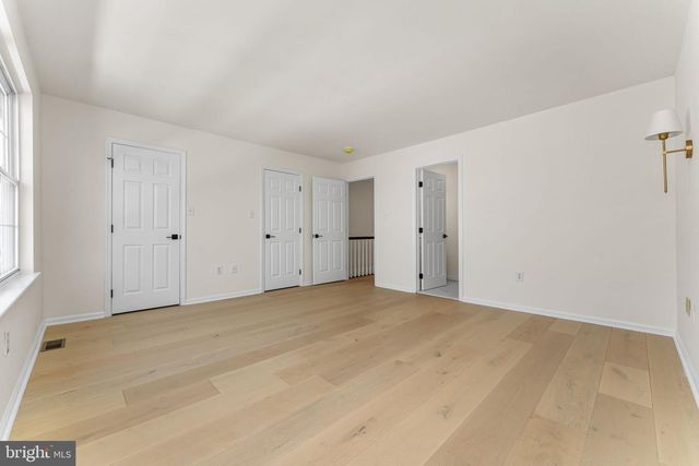 729 E OAK ST, Norristown, PA 19401