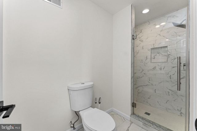 729 E OAK ST, Norristown, PA 19401