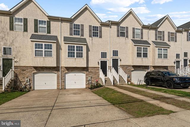 729 E OAK ST, Norristown, PA 19401