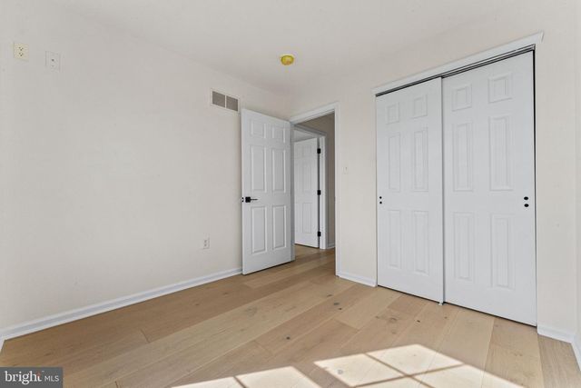 729 E OAK ST, Norristown, PA 19401