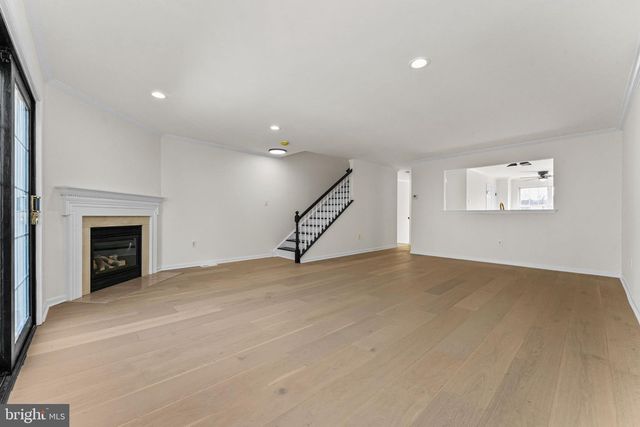 729 E OAK ST, Norristown, PA 19401