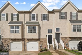 729 E OAK ST, Norristown, PA 19401