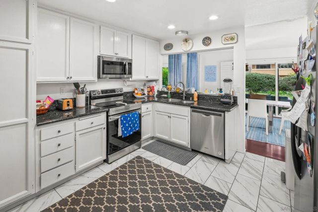 2538 Caminito Muirfield, La Jolla, CA 92037