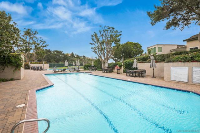 2538 Caminito Muirfield, La Jolla, CA 92037