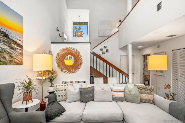 2538 Caminito Muirfield, La Jolla, CA 92037