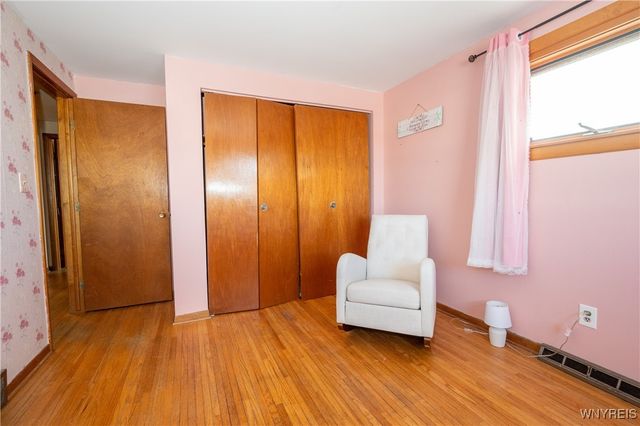 16 Oakwood Drive, Cheektowaga, NY 14227