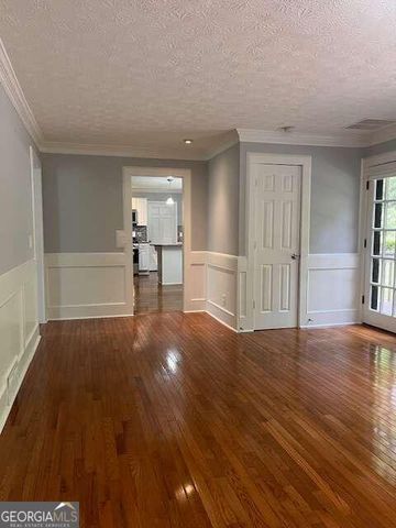 871 Cedar Trace SW, Lilburn, GA 30047