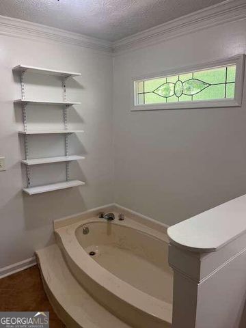 871 Cedar Trace SW, Lilburn, GA 30047