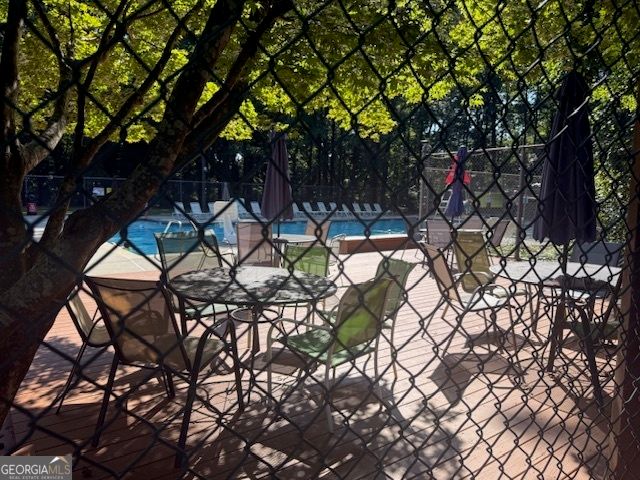 871 Cedar Trace SW, Lilburn, GA 30047