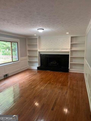 871 Cedar Trace SW, Lilburn, GA 30047