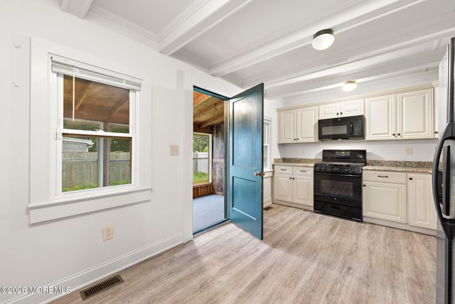 833 Windsor Street, Forked River, NJ 08731