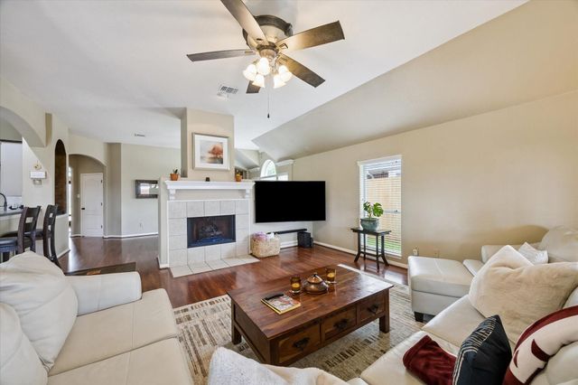 7415 Tranquil River Drive, Pasadena, TX 77505