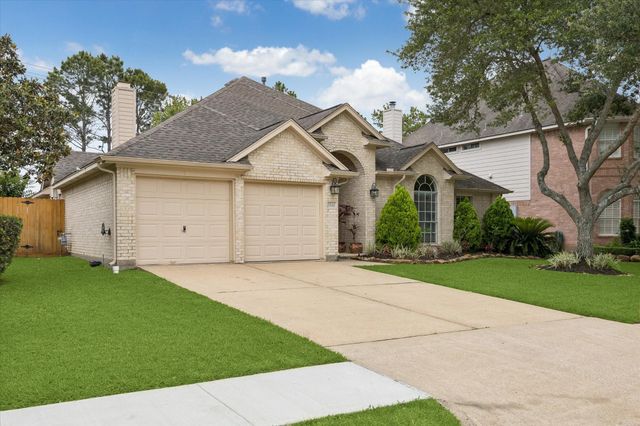7415 Tranquil River Drive, Pasadena, TX 77505