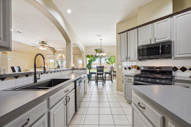 7415 Tranquil River Drive, Pasadena, TX 77505