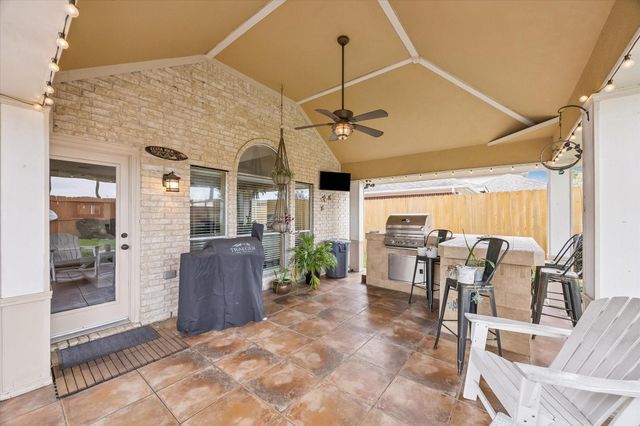 7415 Tranquil River Drive, Pasadena, TX 77505
