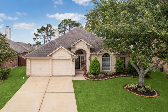 7415 Tranquil River Drive, Pasadena, TX 77505