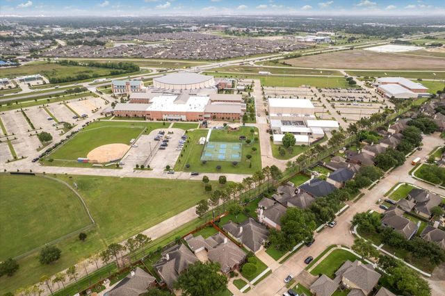 7415 Tranquil River Drive, Pasadena, TX 77505