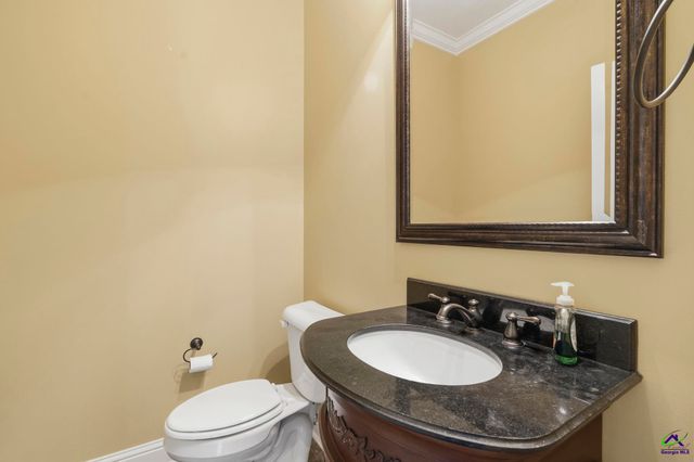 304 Montgomery Street, Warner Robins, GA 31088