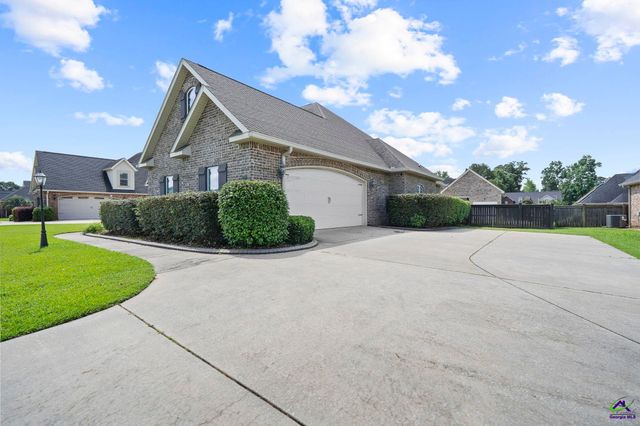 304 Montgomery Street, Warner Robins, GA 31088