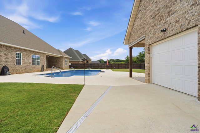 304 Montgomery Street, Warner Robins, GA 31088