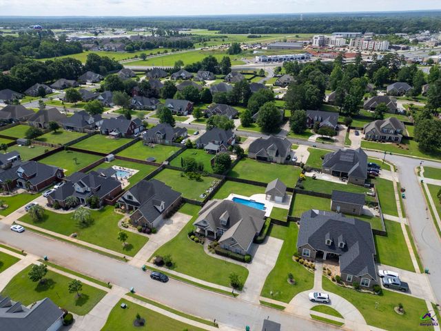 304 Montgomery Street, Warner Robins, GA 31088