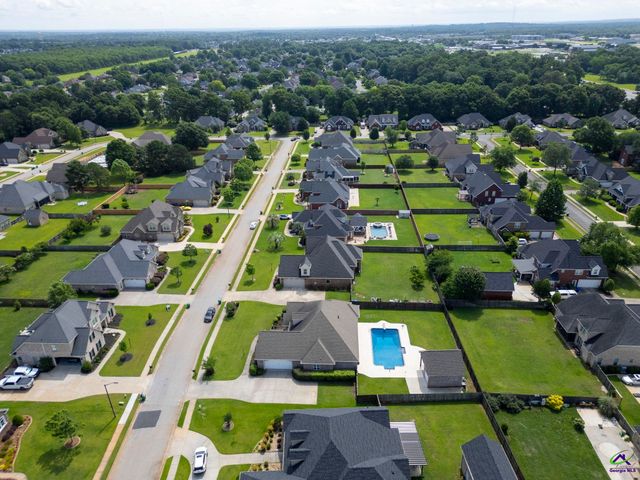 304 Montgomery Street, Warner Robins, GA 31088