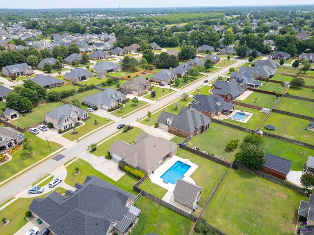 304 Montgomery Street, Warner Robins, GA 31088