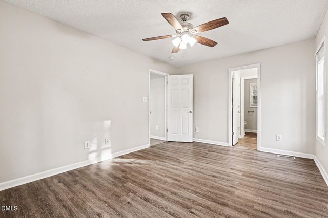 6000 Presentation Street, Knightdale, NC 27545