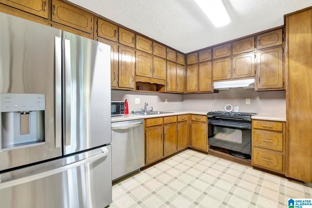 614 GREENBRIAR ROAD, Fairfield, AL 35064